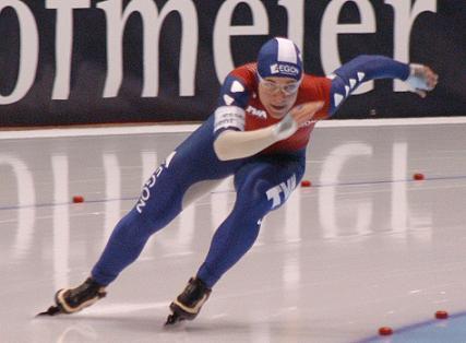 picture of speed skater